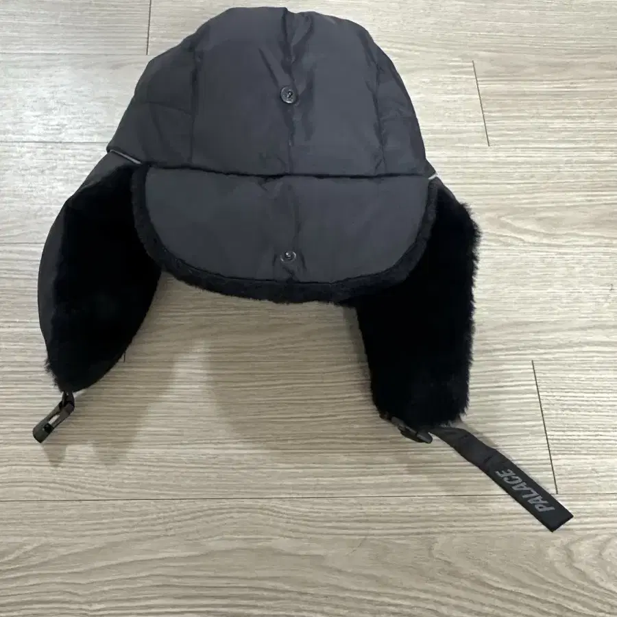 Palace trooper hat 팔라스 트루퍼 햇