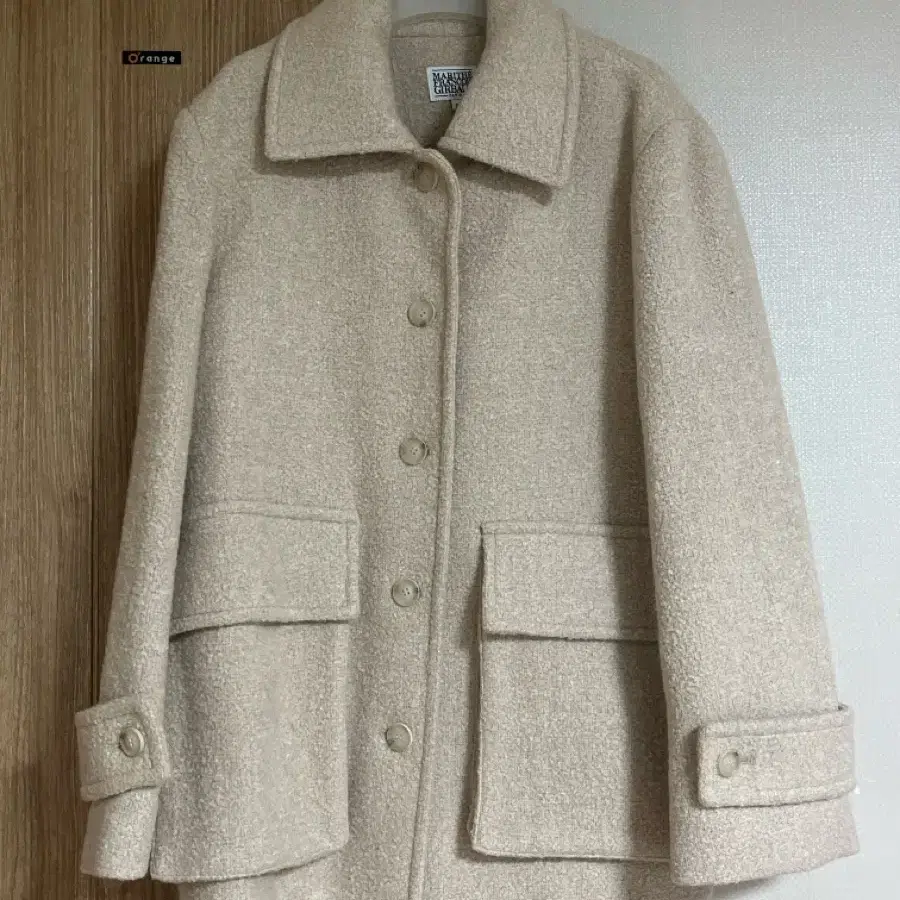 마리떼 fluffy wool half coat 울 플러피 하프코트