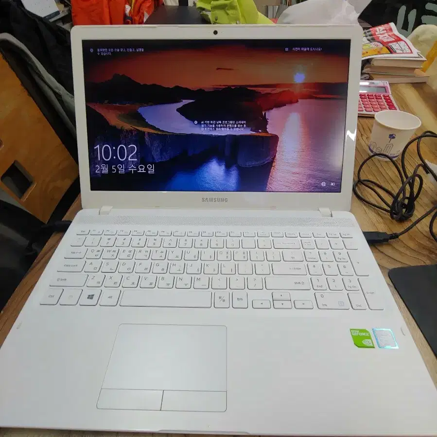 삼성노트북(nt500r5l) i5. 6세대