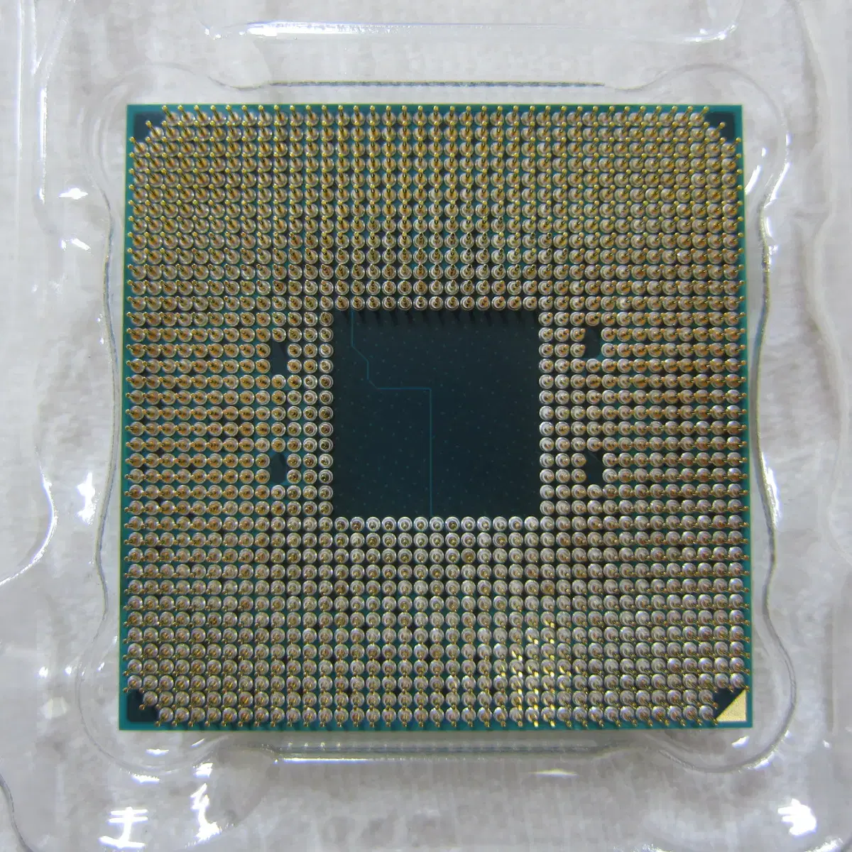 AMD 라이젠5 PRO 4650G (르누아르) (쿨러 포함)