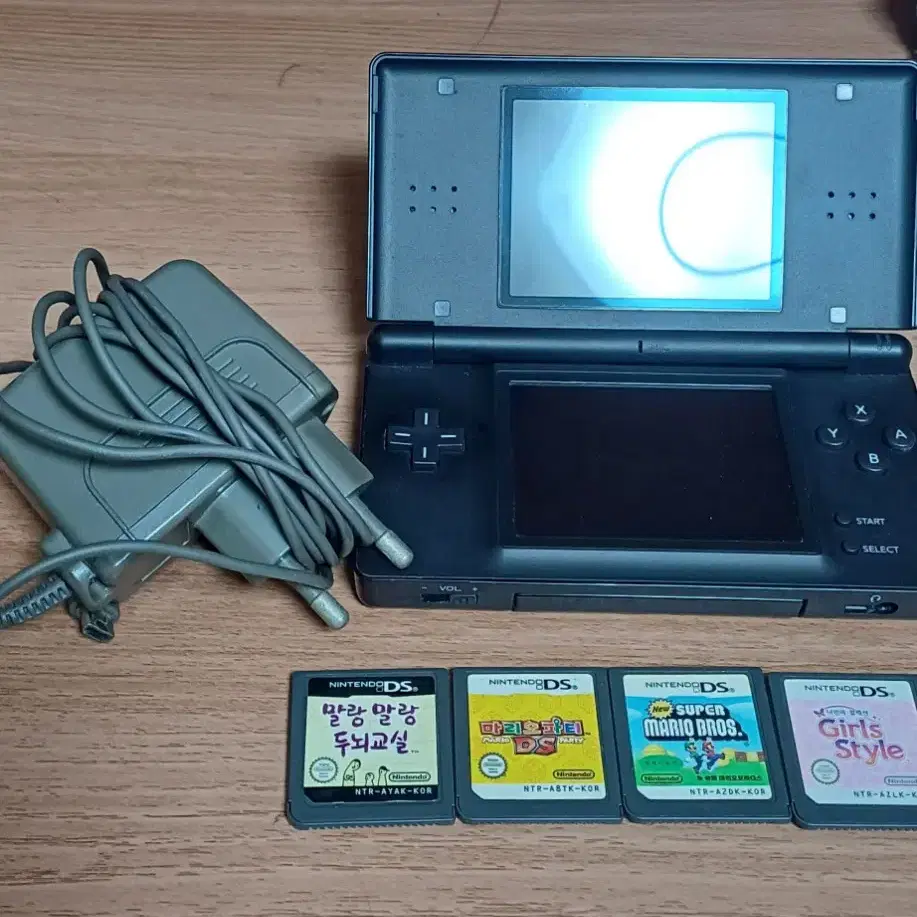 닌텐도 DS Lite 검정색