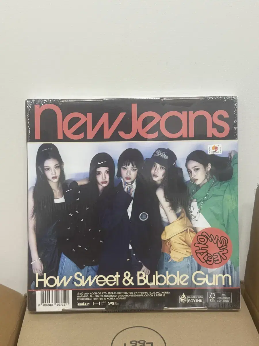 New Jeans HouseWit album Group version sealed minji hanni danielle haerin Hyein