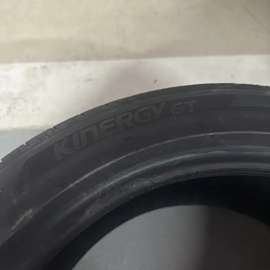 한타 키너지gt 225/45R17 판매합니다