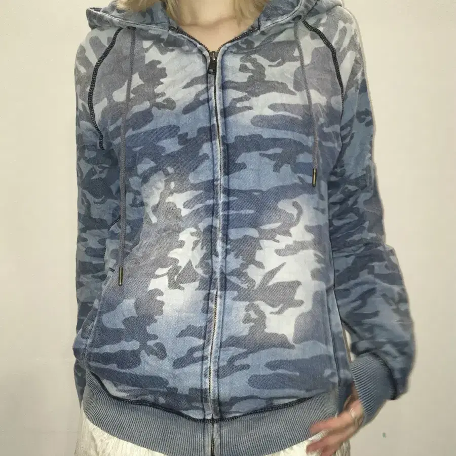 jpn vintage y2k blue camo hoodzipup