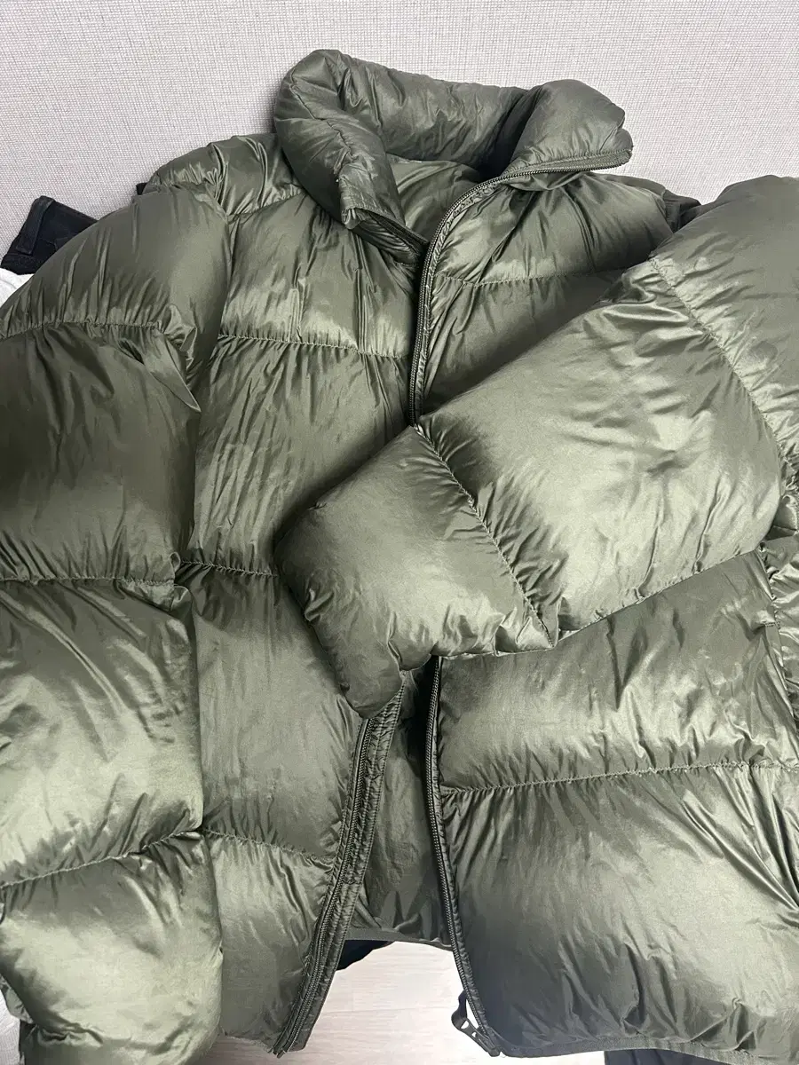 XL UNIQLO down jacket