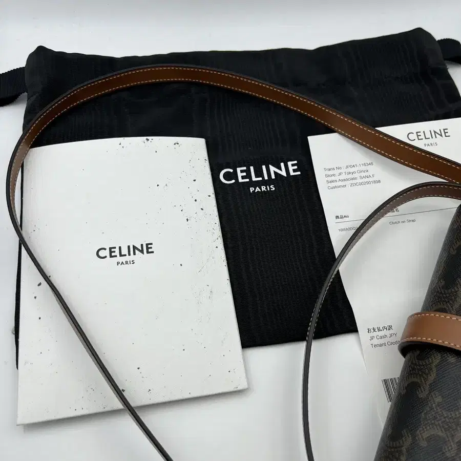 [새상품급]셀린느 타부 스트랩 클러치 트리옹프 캔버스 celine