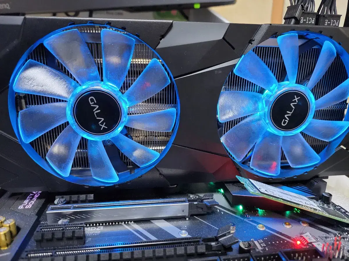 컴퓨터 그래픽카드 GALAX RTX 2070SUPER