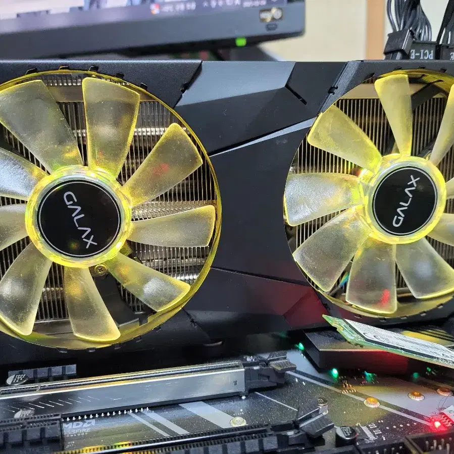 컴퓨터 그래픽카드 GALAX RTX 2070SUPER