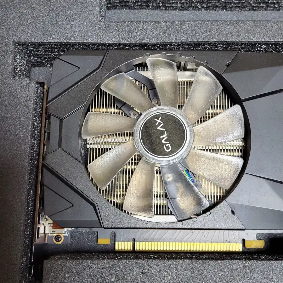 컴퓨터 그래픽카드 GALAX RTX 2070SUPER