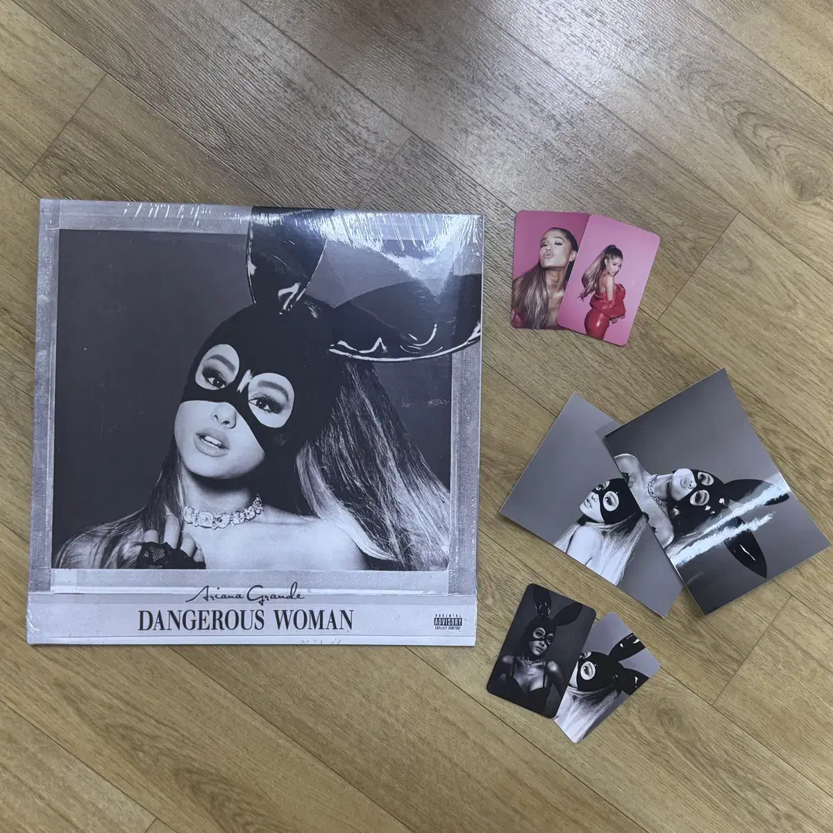 아리아나 그란데 Dangerous woman LP 미개봉