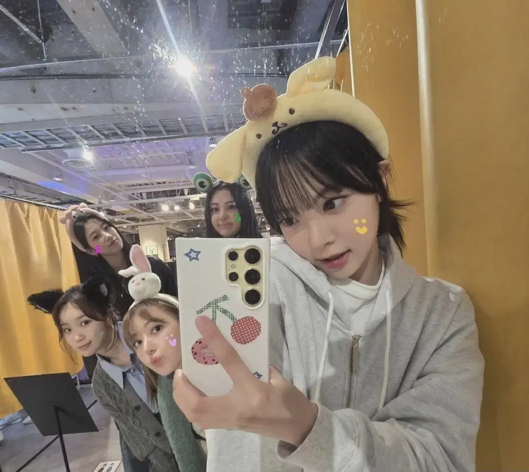 thumbnail-0