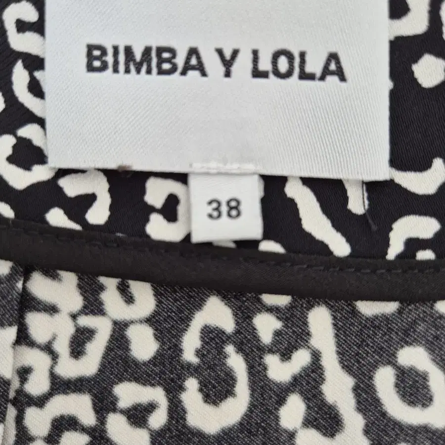 빔바이롤라 BIMBA Y LOLA