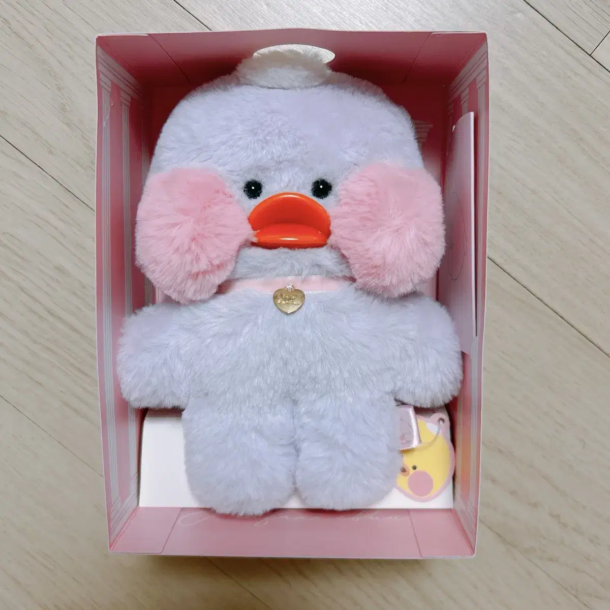 Authentic Bbangbbangduck bora blue new product (box only unsealed)