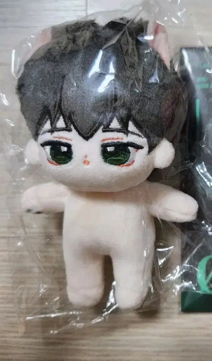 원가양도 플레이브 럽냥하민 + 칼리고 포카앨범 미개봉