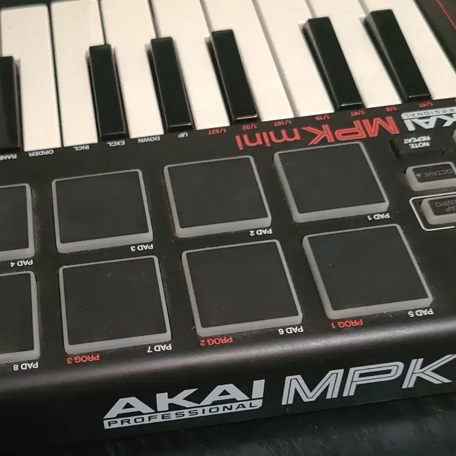 아카이 USB 마스터키보드 MK3, MPK Mini