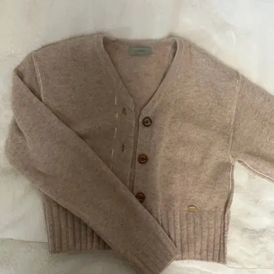 르메메 Shetland Cardigan Beige 가디건 프리사이즈