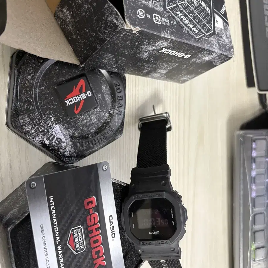 지샥 시계, 풀박스 구성, G-SHOCK DW-5600BB-1 시계