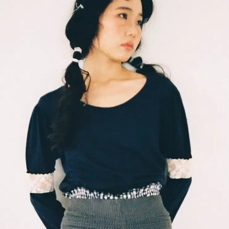 샵페어리 퍼프 레이스 티셔츠 puff lace trimming top