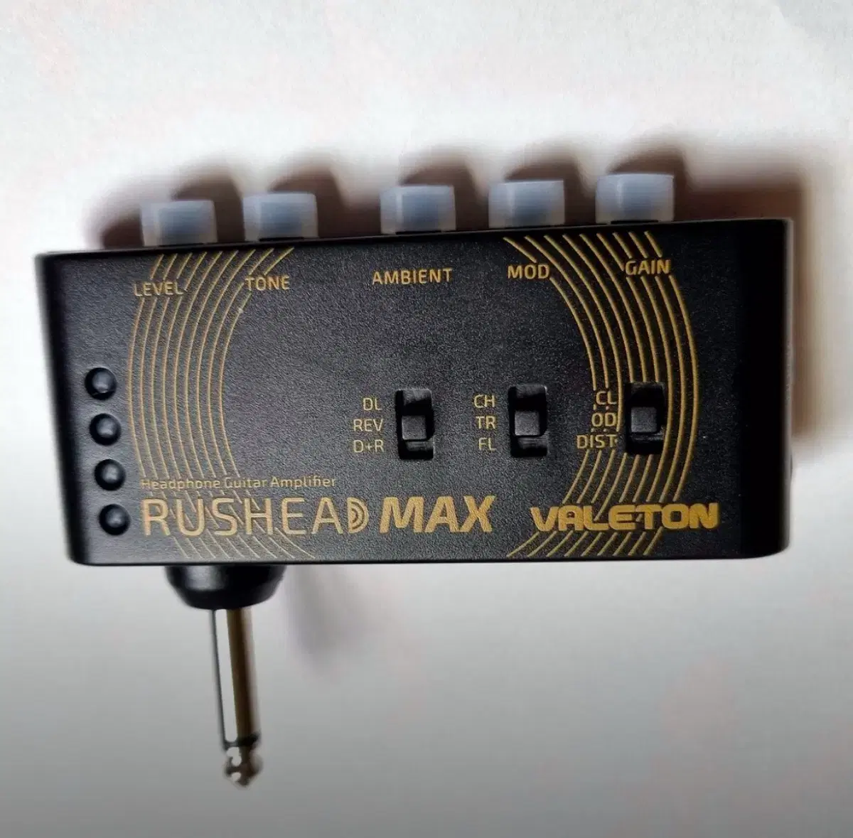 valeton rushead max 팝니다! (이어폰 포함)