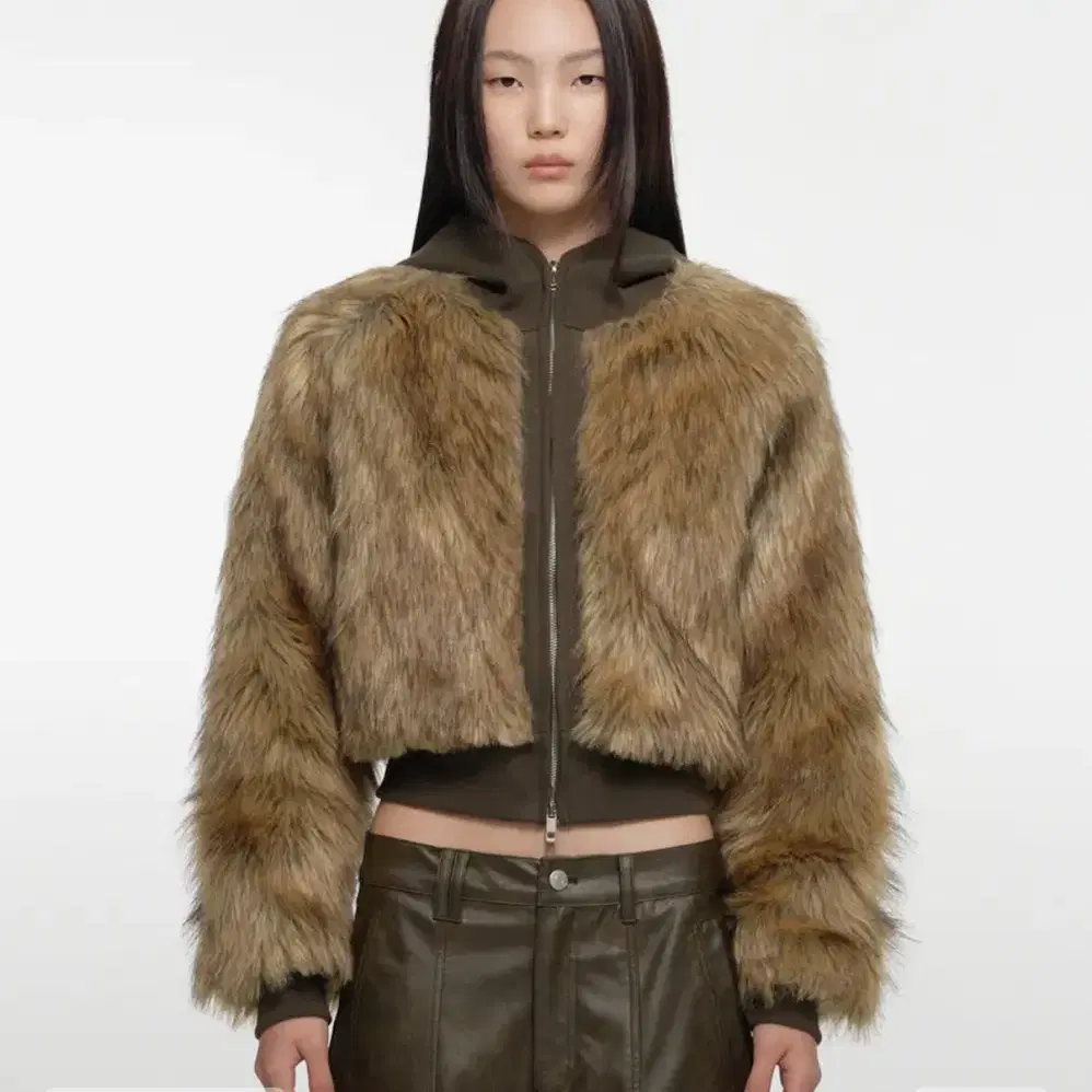 나체 퍼자켓 NACHE HOODIE CROP FUR JACKET KHAK