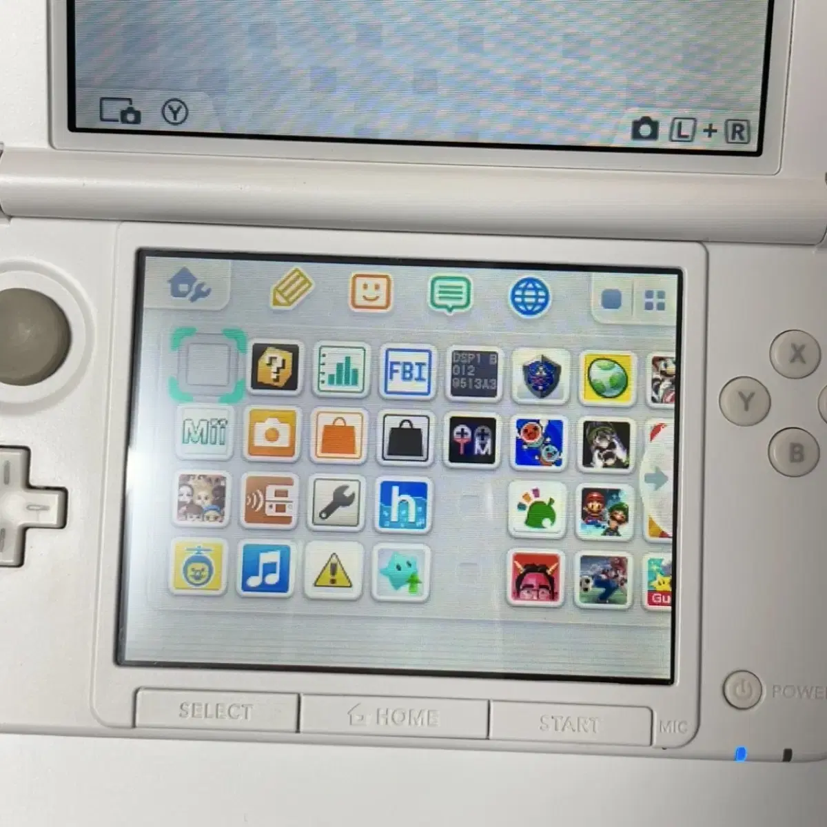 닌텐도 3ds xl 화이트 구큰다수