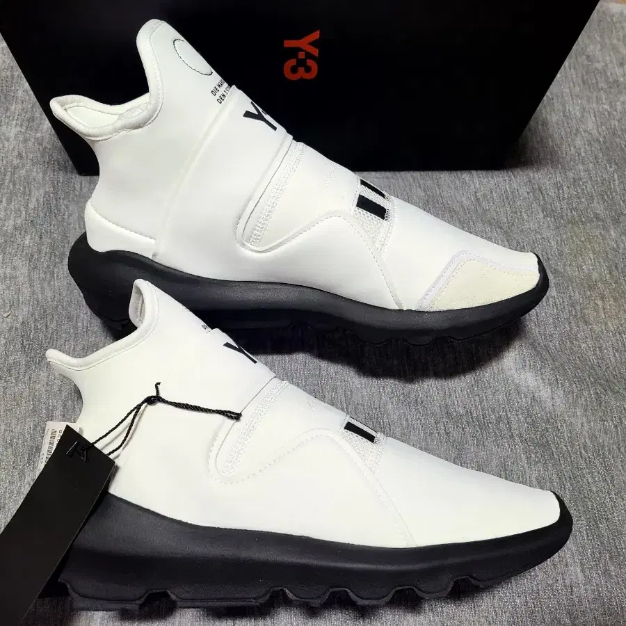 Y-3 suberou 와이쓰리 스베로우 화이트 270 새상품 y3