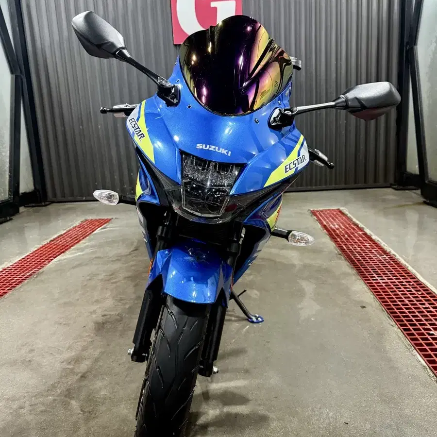 부산 오토바이 23년식 GSX-R125 ABS 판매 합니다