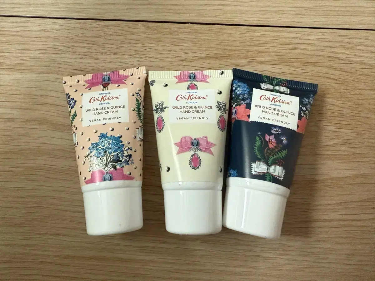 Cath Kidston 핸드크림 판매합니다