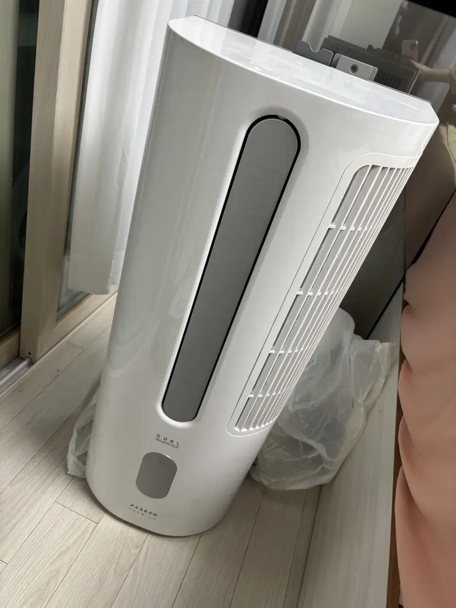 파세코(pwa-3400w) 창문형 에어컨 팝니다(창문 막는거 포함)