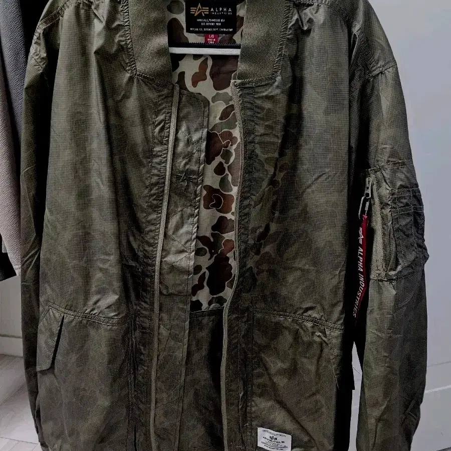 알파인더스트리 L-2B packaway flight jacket