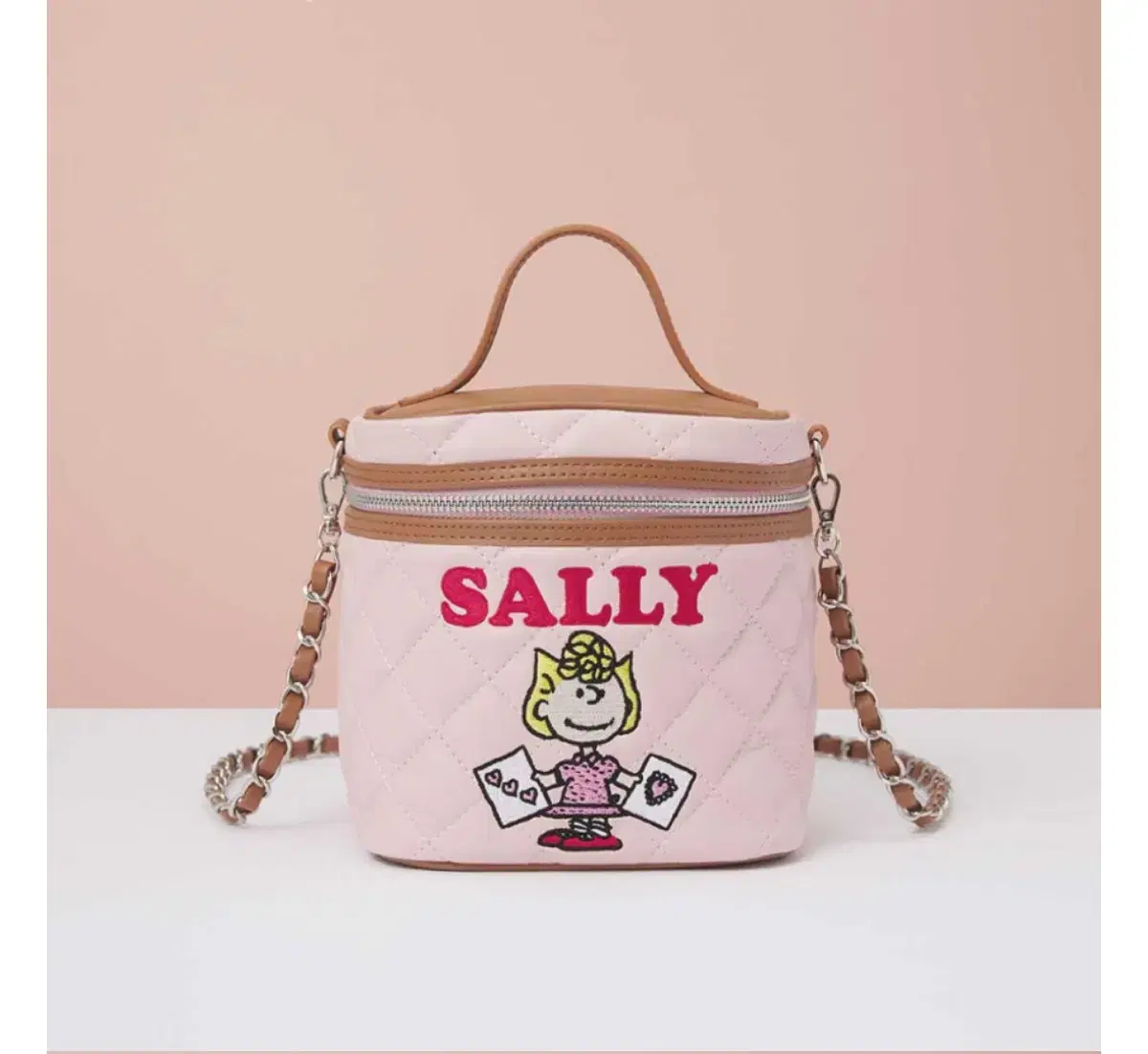 SNOOPY VANITY CHAIN CROSSBAG (New Item)