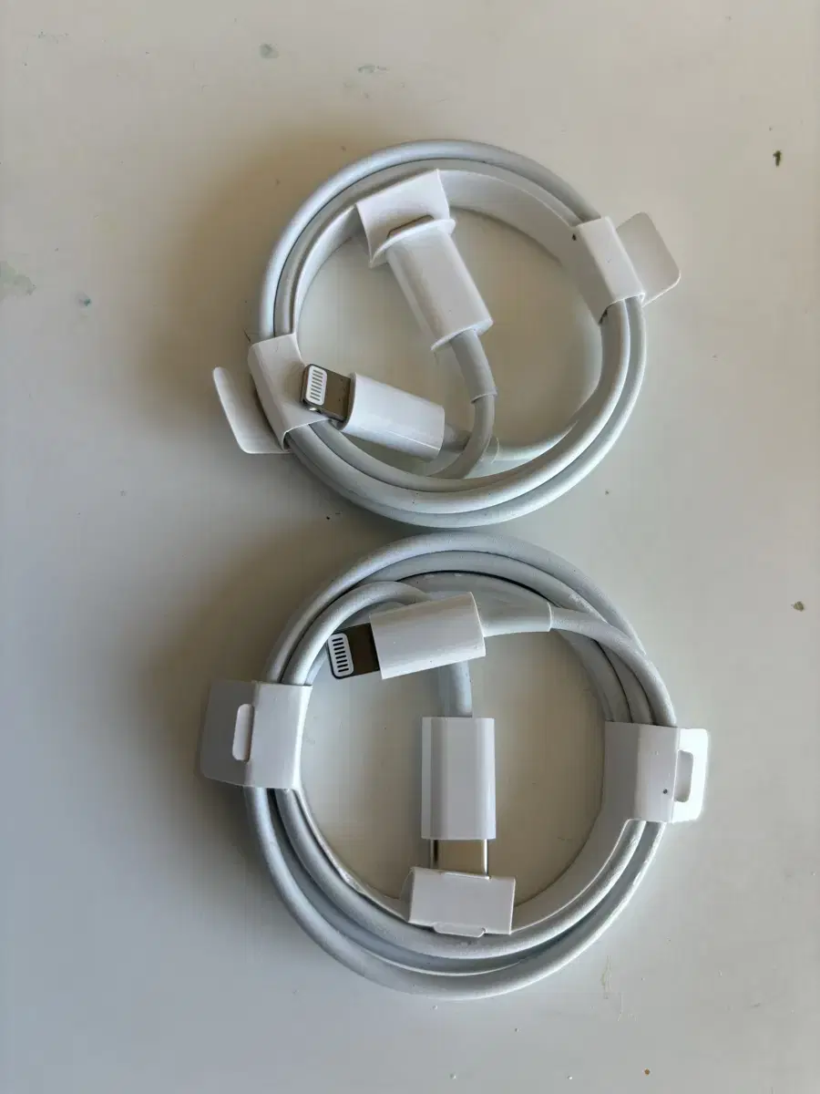 Apple genuine lightning-C type charging cable