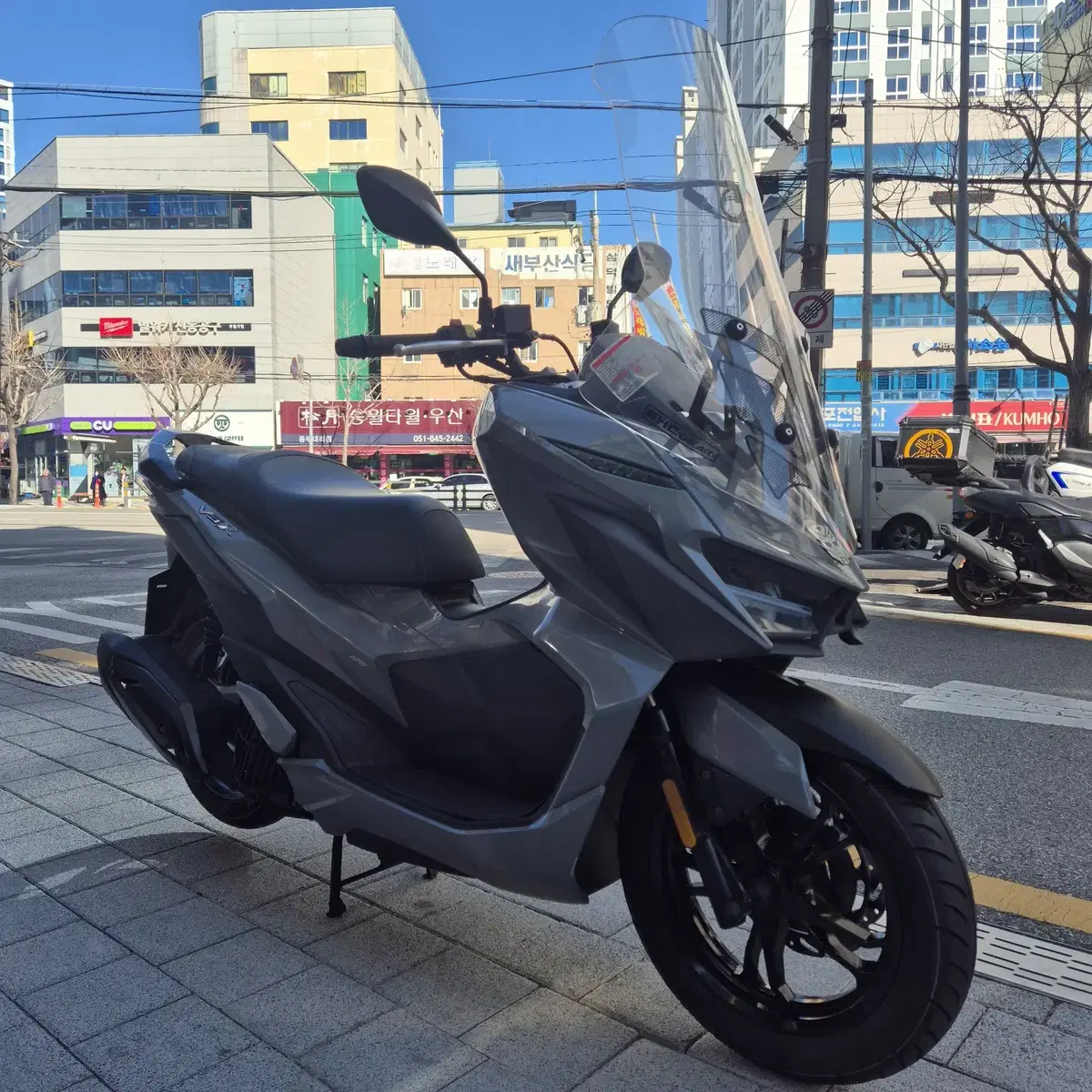 부산 센터판 S급 SYM VSX125 판매합니다.