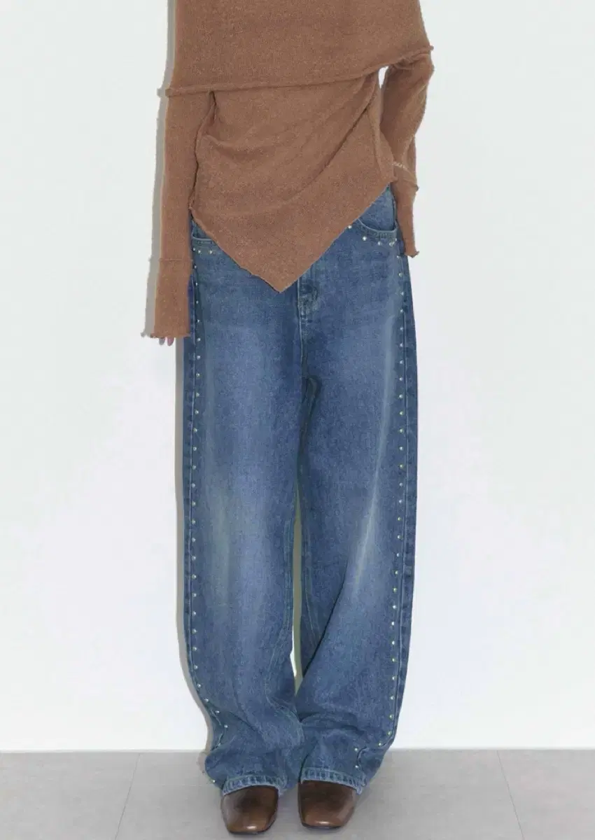 폴리수엠 studded washed jeans(blue)