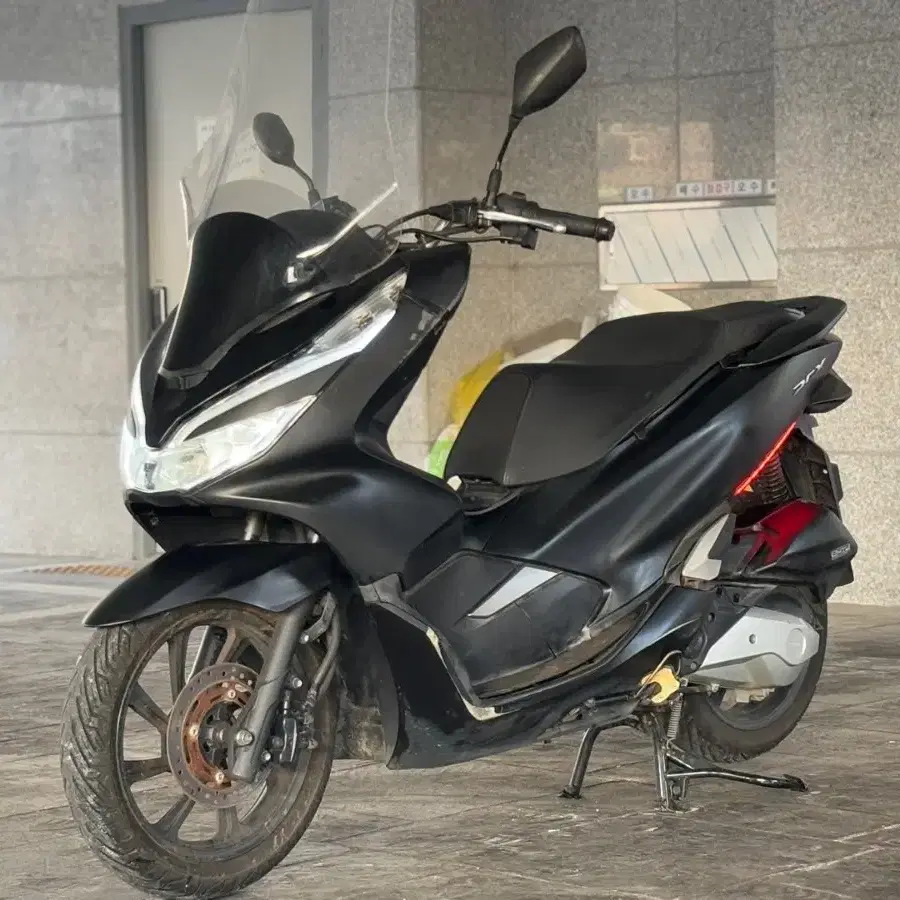 혼다 pcx125 19년식 (준수한외관,기본정비o)