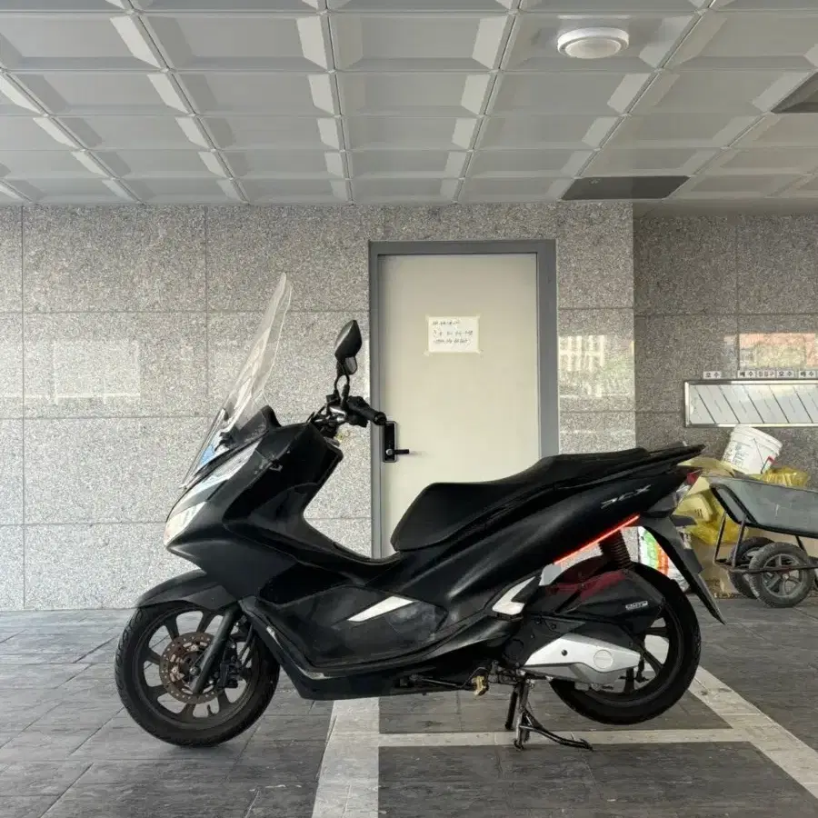 혼다 pcx125 19년식 (준수한외관,기본정비o)