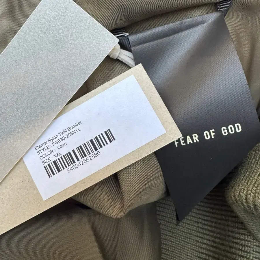 피어오브갓 이터널 나일론 트윌 봄버 자켓 올리브 FEAR OF GOD E