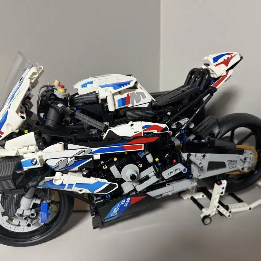 레고 테크닉 BMW M 1000RR