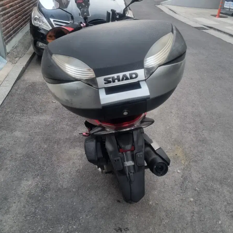 20년식 pcx125 팔아요.