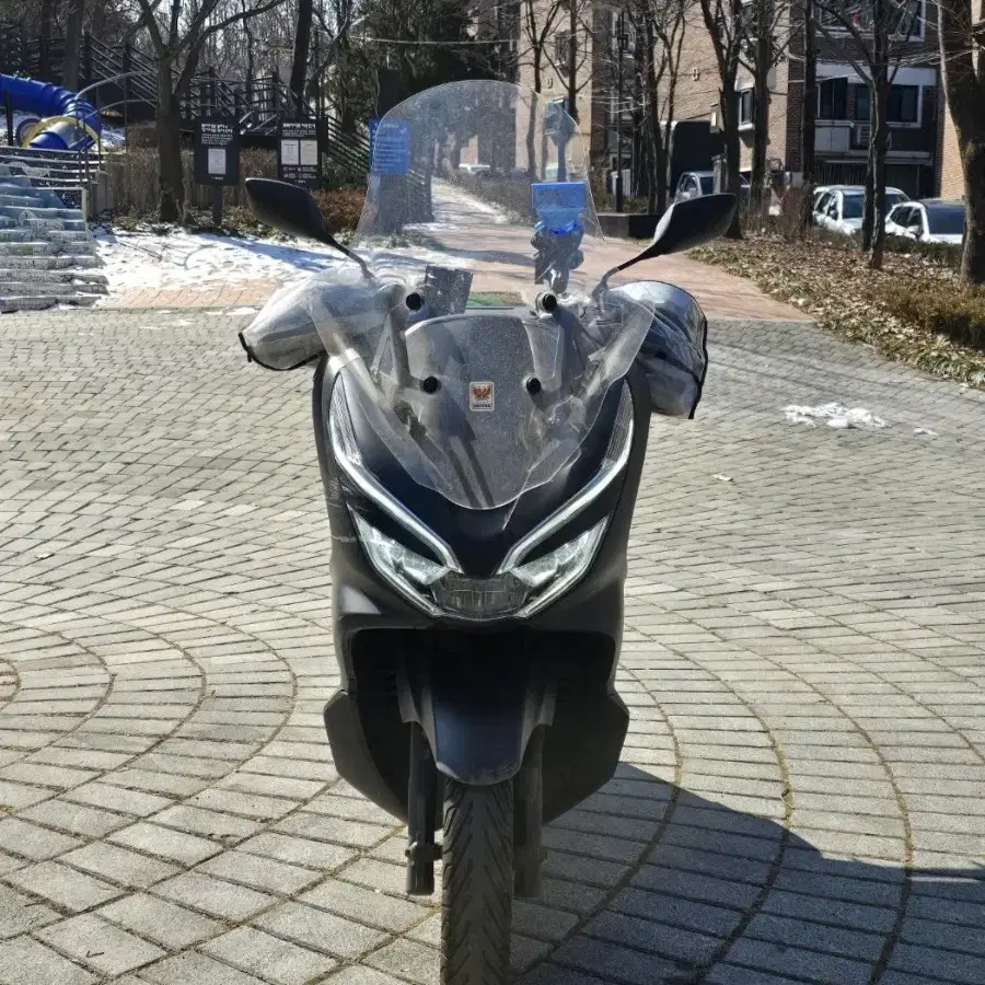 혼다 PCX125 20년식 더뉴모델 판매합니다