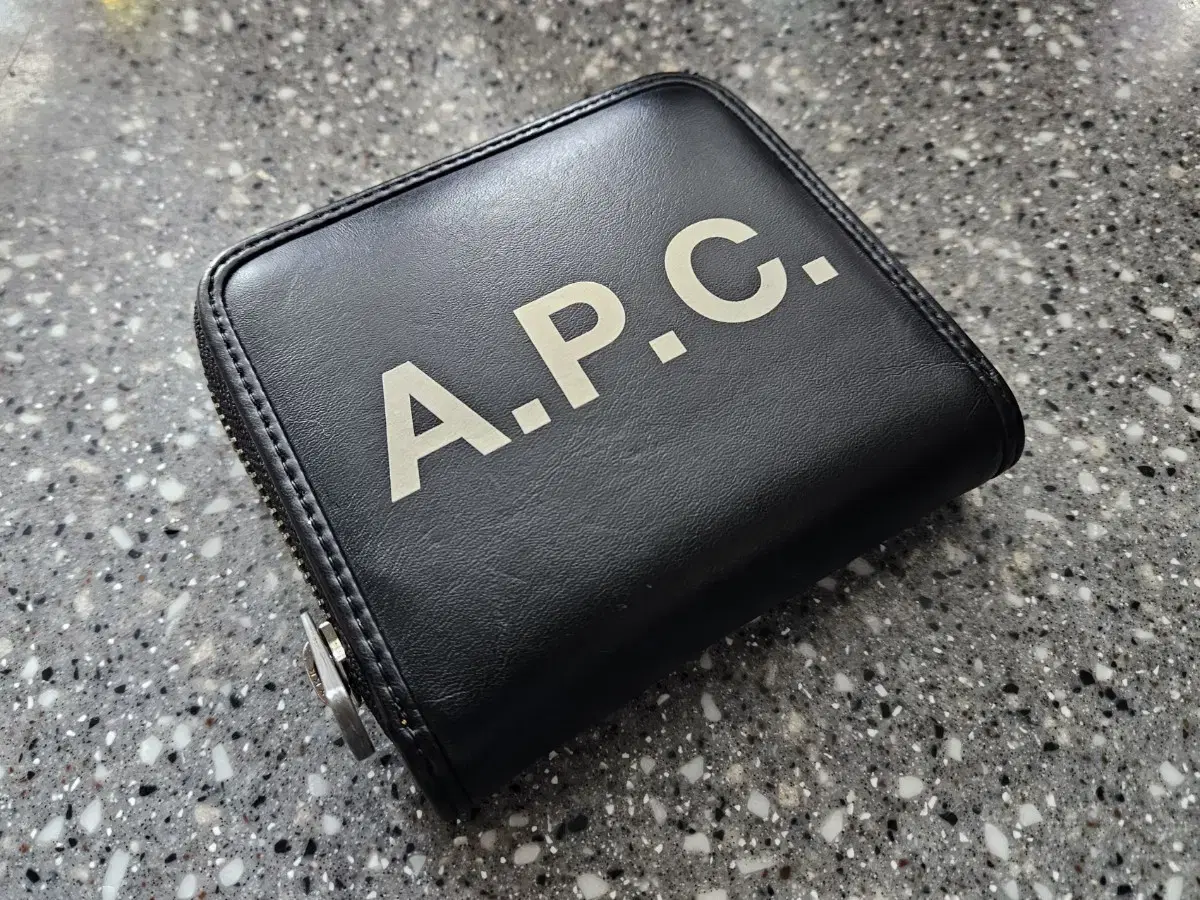 A.P.C 아페쎄 지갑