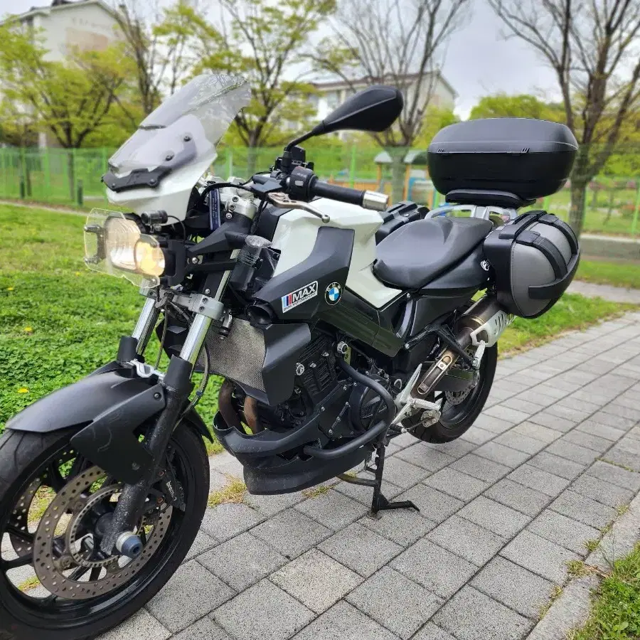 bmw f800r 11년형 삼박스튜닝 판매합니다