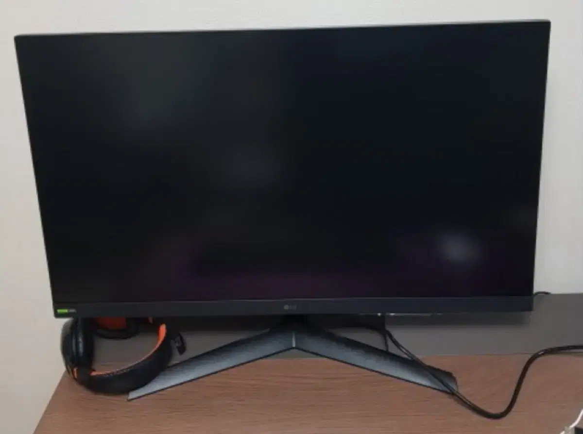 Lg32gn50r 165hz 게이밍 모니터 판매합니다.