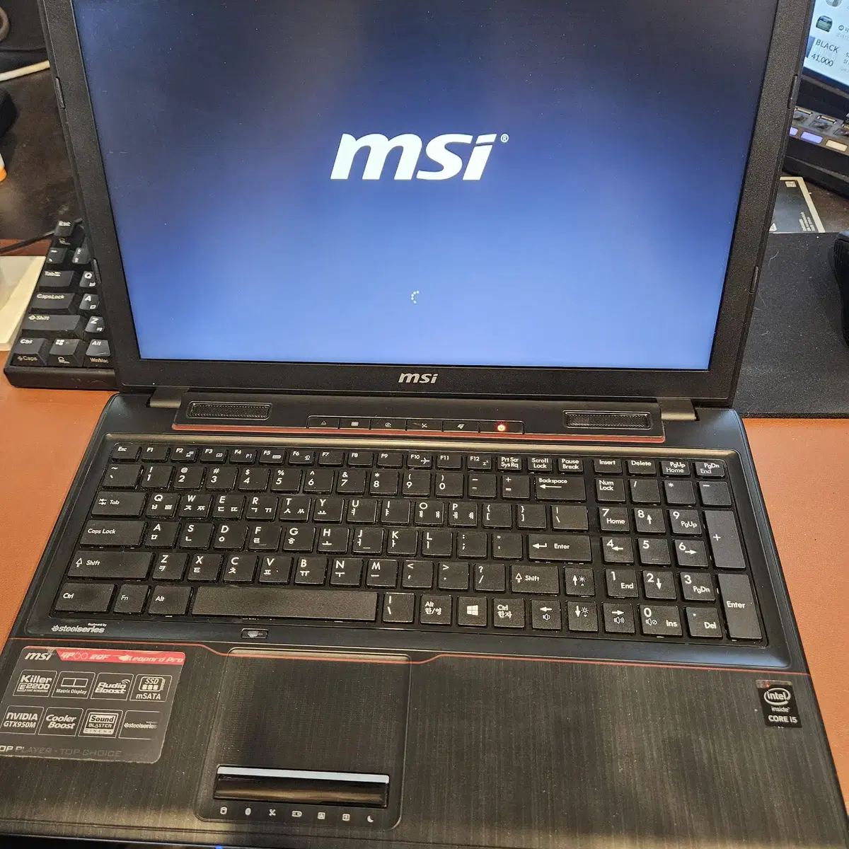 MSI MS-16GH 15.6인치 게이밍 노트북 팝니다.