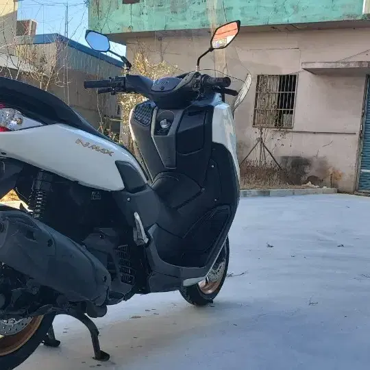 부산22년 NMAX125 판매합니다.