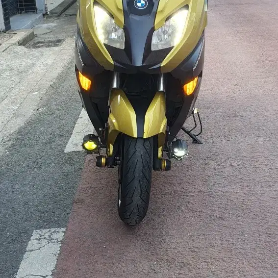 BMW 650sㅡ대전