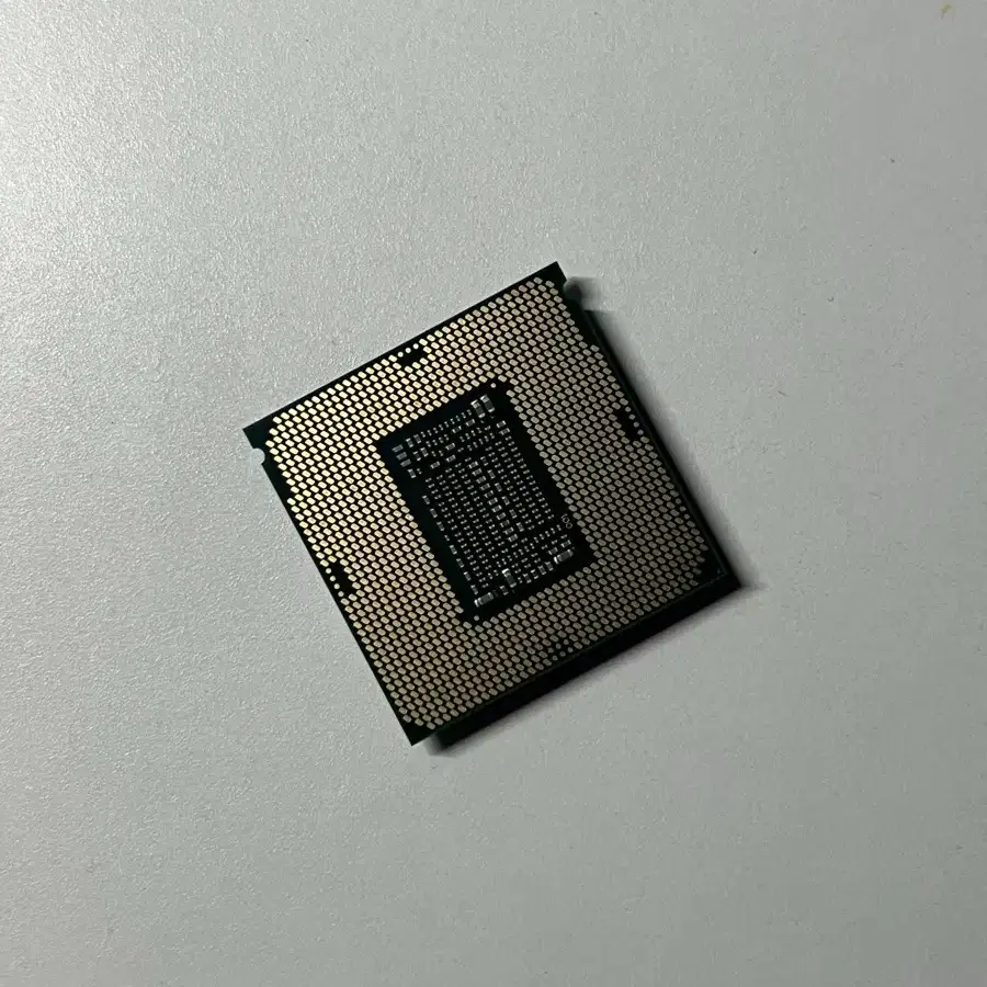 인텔 CPU I5 8500 판매합니다 !