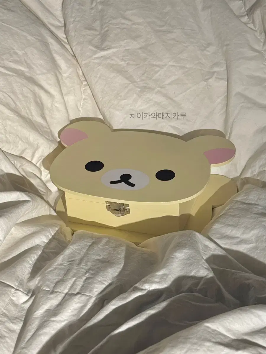 할인) 새상품,희귀_ 고전 방꾸 코리락쿠마 페이스 우드 목재 보석함 소품