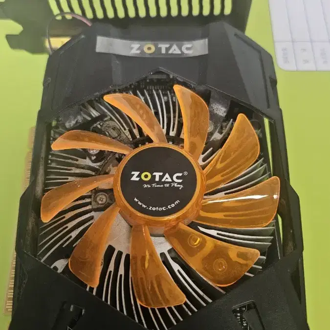 ZOTAC GTX750 Ti 2GB 그래픽카드