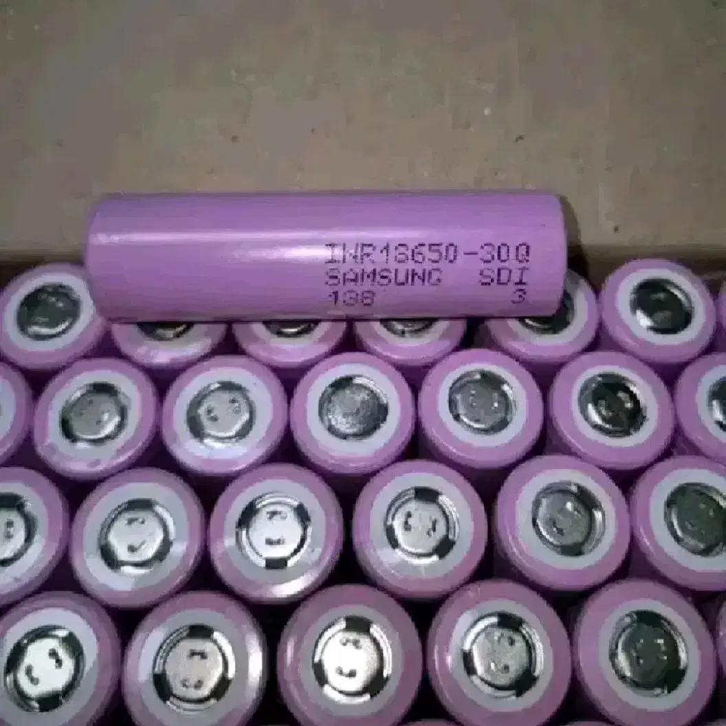 18650 SDI 고방전  30Q 3000mAh  52개